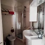 Les Ixias Μεντόν