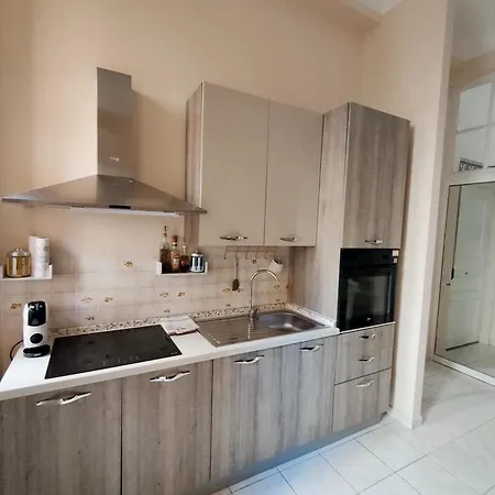Les Ixias Apartament *